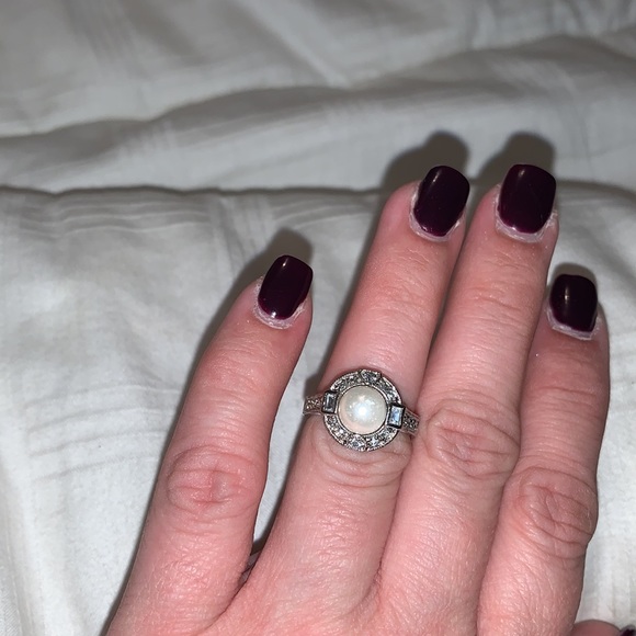 Pearl Cocktail Ring - Picture 4 of 4